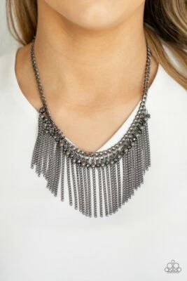 Paparazzi: Divinely Diva - Blue Necklace