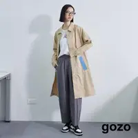 在飛比找momo購物網優惠-【gozo】顯瘦口袋拼接牛仔風衣外套(淺卡其)