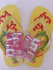 New 1 Pair of Pedicure Flip Flops w/ 2 Pair of Toe Separators Yellow Green & Red