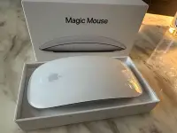 在飛比找Yahoo!奇摩拍賣優惠-Apple Magic Mouse 2代充電版無線滑鼠