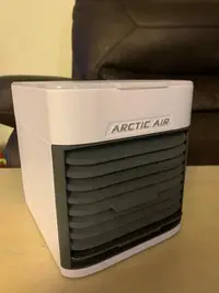 在飛比找Yahoo!奇摩拍賣優惠-冷風扇 水冷扇 正宗 Arctic Air Ultra  保