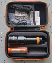 ORCATORCH D700 1700 Lumens Dive Light Torch Mechanical Head Twist ON/Off Prof...