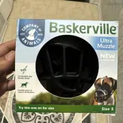 Baskerville Ultra Muzzle Size 5 NWOT Blk