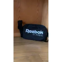 在飛比找蝦皮購物優惠-REEBOK classic 側背包 小包包 包包
