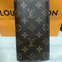 在飛比找PopChill優惠-[二手] LV Monogram 經典LV花紋開闔 拉鍊長夾