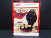 Donut Maker Mini Holiday Time Non Stick Makes 7 New IOB