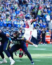 Isaiah Simmons Field Goal Block New York Giants 8x10 NFL Football Photo