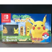 Nintendo Switch Pokemon Let's Go Pikachu Limited Edition Bundle NEW+monster ball
