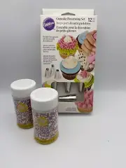 Wilton Cupcake Decoration Tips & 2 Bottles of Rainbow Sprinkles