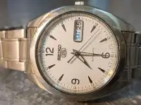 在飛比找Yahoo!奇摩拍賣優惠-SEIKO 5號精工日本製 自動機械錶 7s26水鬼錶 探險