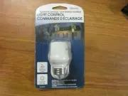 Westek SLC5BCW Dusk to Dawn Light Control Indoor/Outdoor LED Compatible