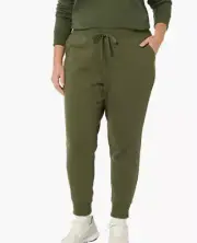 NEW Amazon Essentials Women's Performance Capri Jogger Pants Olive Size XL