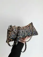 Leopard Print Criss Cross Design Crossbody Bag Fashion Chain Pattern Tote Bag