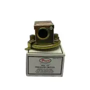 NEW Dwyer 15A 125,250,480 VAC 1/4HP 45 in W.C Pressure Switch 1910-0