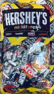 Hershey's Miniatures Milk Chocolate 56 Oz Candy Bulk Bag Candies 180 Pieces