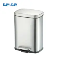在飛比找momo購物網優惠-【DAY&DAY】DAY&DAY 緩降腳踏式垃圾桶-不鏽鋼色