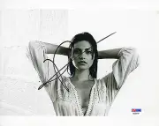 PHOEBE TONKIN LOVELY MODEL & "VAMPIRE DIARIES" ACTRESS SIGNED SEXY PHOTO PSA