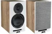 ELAC Uni-Fi Reference UBR62 Bookshelf speakers Oak and White