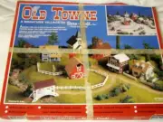 Old Towne Miniature HO Scale Train Village Kit by Dura-craft #0T950 Never Built