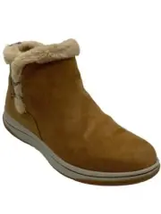 Clarks Cloudsteppers Faux Fur Slip On Boots Breeze Fur Tan