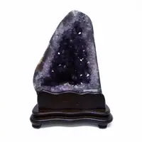 在飛比找momo購物網優惠-【寶峻晶石館】巴西紫晶洞 6.68KG(AG563)