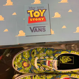 女生 BEETLE VANS  DISNEY TOY STORY 玩具總動員 三眼怪 22.5 夜光