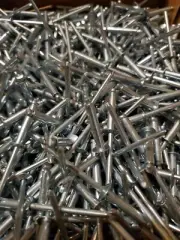 5/32" x .37-.50 Steel Rivet with Steel Mandrel (Qty 3500)