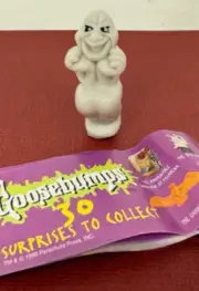 R.L STINE 1998☆ Goosebumps ☆Glow in the Dark Ghost Pencil Cap / Topper Figure #2