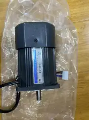 1Pc For VTV Helical Gear Motor YN90-60 New In Box