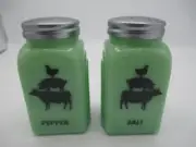 Salt and Pepper Shaker Stacked Farm Animals Depression Style Jadeite Glass Green
