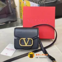 在飛比找Yahoo!奇摩拍賣優惠-《當肯二手名品》VALENTINO 新款 黑色 皮革 V L