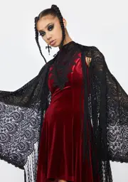 [Devil Fashion] Lace Shawl With Tassel Fringe
