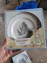 NIB Peter Rabbit Beatrix Potter Designs Wedgwood Peter Rabbit McGregor's garden