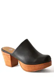 Fortress Ava Clog Mule in Black at Nordstrom, Size 38
