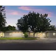 Alani Bay Premium Condos