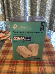 TP-Link AV1000 Powerline Ethernet Adapter (TL-PA7017P KIT) - Gigabit Port