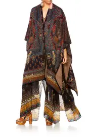 OVERSIZED THROWOVER BLISS OF BOHEMIA