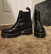DR. MARTENS ROZALIE DISTRESSED PATENT HEELED CHELSEA BOOTS MSRP$220 GREATREVIEWS