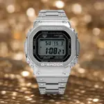 卡西歐 G SHOCK 銀色金屬數字手錶帶不銹鋼錶帶方形 LED 多功能男士運動手錶 GMW-B5000D