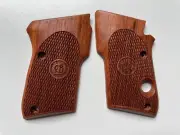 New Checkered wood grips for Beretta 3032 Tomcat .32 reproduction for decorate