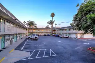 洛杉磯柔似密6號汽車旅館Motel 6 Los Angeles - Rosemead