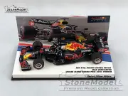 Red Bull F1 Acura RB16B Max Verstappen US GP 2021 World Champion 1:43 MINICHAMPS