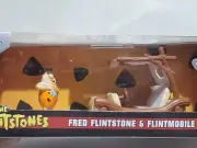 Jada The Flinstones Fred & Flintmobile 1:32 Diecast George Barris TV Model Car
