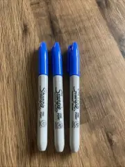 Sharpie Classic Fine Point Permanent, TECHNO BLUE Bullet Tip ( PKT 3 MARKERS )