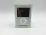 Apple iPod nano A1236 4 GB - 3rd Generation - Silver (MA978LL/A)