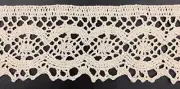 TRIMPLACE 1 1/2" Vintage Wave Cluny - 15 Yards (Natural)