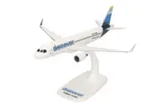 Herpa 614290 Discover Airlines Airbus A320-200 D-AIUR Desk Top 1/200 AV Model