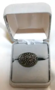 VINTAGE black marcasite oval dome adjustable ring.Size 7-8.