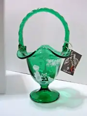 Fenton HTF Emerald Green Mary Gregory Spring Basket "'Playing with Kitty" NIB