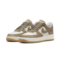 在飛比找momo購物網優惠-【NIKE 耐吉】Nike Air Force 1 Low 